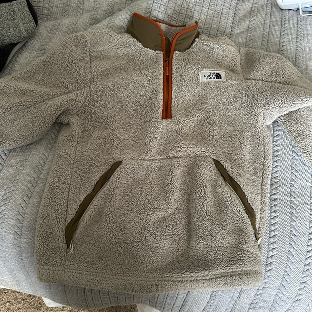 The north face pullover